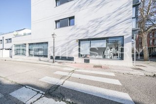 Local comercial en venta en Palomas en Madrid