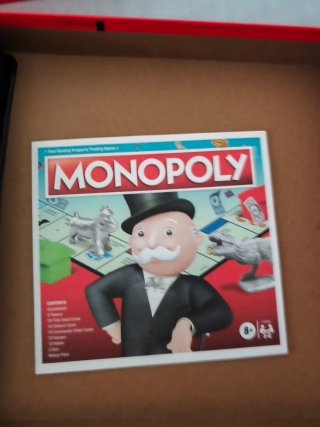 Monopoly Clásico Hasbro (Edición en Inglés) NUEVO
