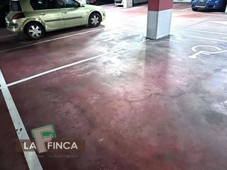 Garaje en venta en Milán - Pumarín - Teatinos en Oviedo