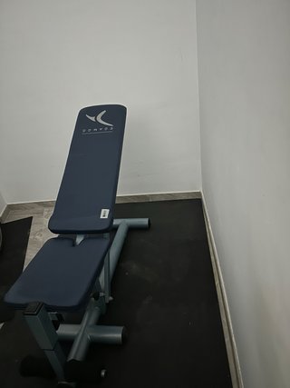 Banco musculación Domyos regulable + esterillas