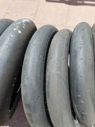 OFERTA SEPTIEMBRE  4 juegos neumáticos Dunlop moto