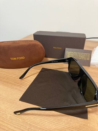 Gafas de sol estilo Tom Ford