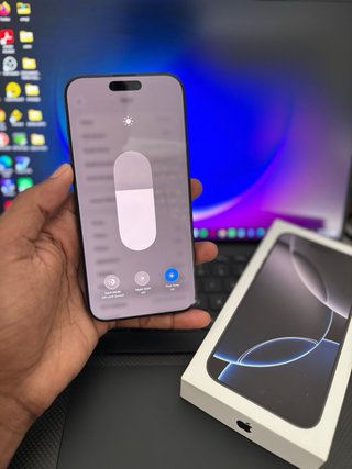 iPhone 16 Pro Max