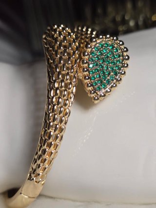 Bracciale placcato oro 18k con cristalli