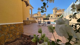 Chalet en venta en Campos de Golf - Villa Martin - Los Dolses en Orihuela