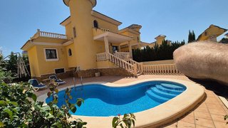 Chalet en venta en Campos de Golf - Villa Martin - Los Dolses en Orihuela