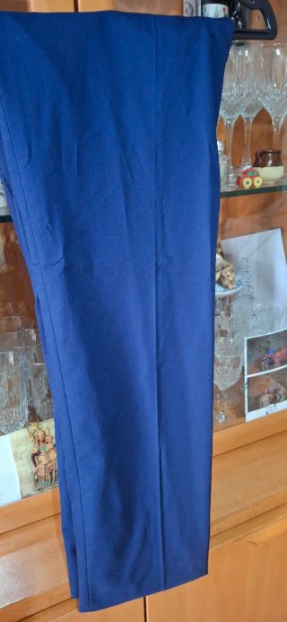 Traje azul elegante
