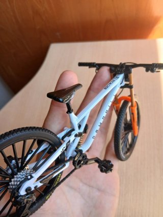 Réplica Bicicleta MTB Metálica Miniatura colección