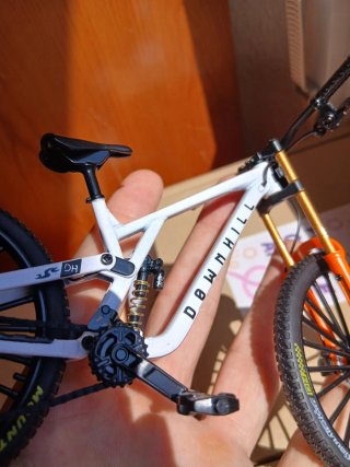 Réplica Bicicleta MTB Metálica Miniatura colección