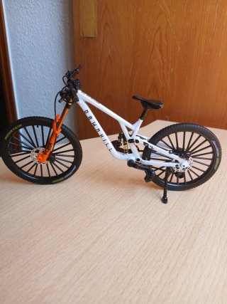 Réplica Bicicleta MTB Metálica Miniatura colección