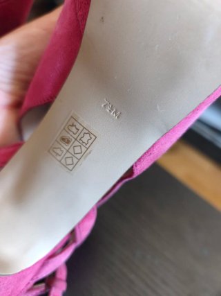 Zapatos Guess Rosa Talla 37.5