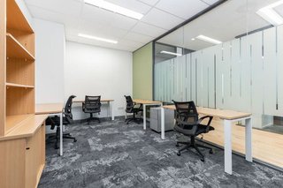 Oficina en alquiler en Ricardo Soriano en Marbella