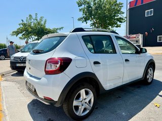 Dacia Sandero 2015