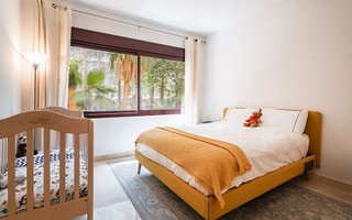 Piso en venta en Los Arqueros-Puerto del Almendro en Benahavís