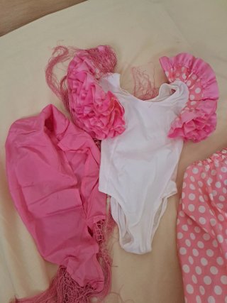 Traje de flamenca niña rosa lunares