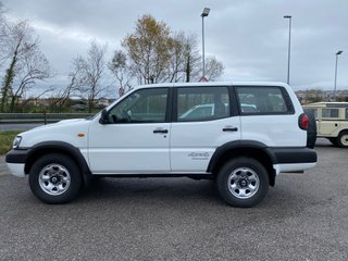 Nissan Terrano 2004