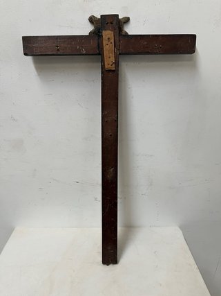 Cruz de Madera Pintada en Negro