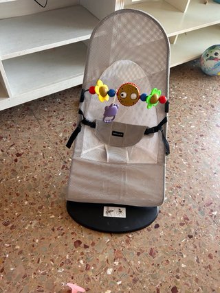 Mecedora bebé como nueva