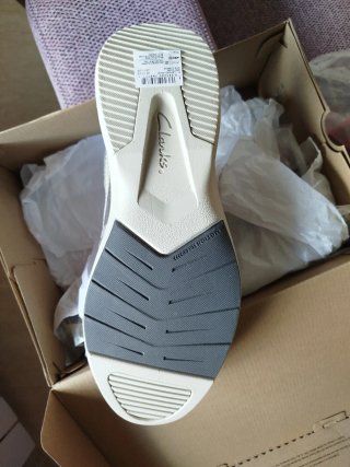 Zapatillas Clarks Hombre Talla 45 Beige/Gris