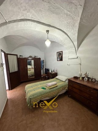 Chalet en venta en Carmona