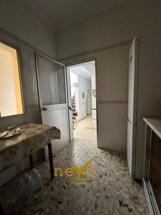 Chalet en venta en Carmona