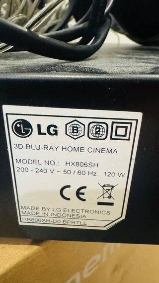 LG Home Cinema 3D Blu-ray HX806SH 5.1 + subwoofer