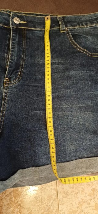Pantalón vaquero corto shein