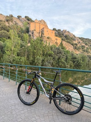 Orbea Oiz 2025