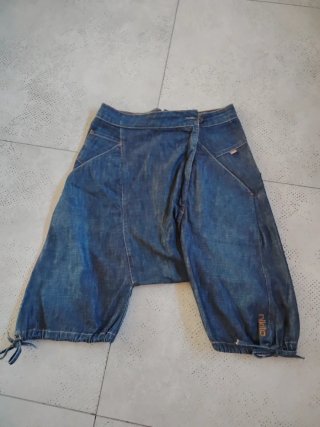 Pantalón vaquero pirata 3/4 Nikita