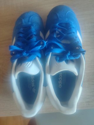 Zapatillas Adidas Gazelle Azul y Blanco