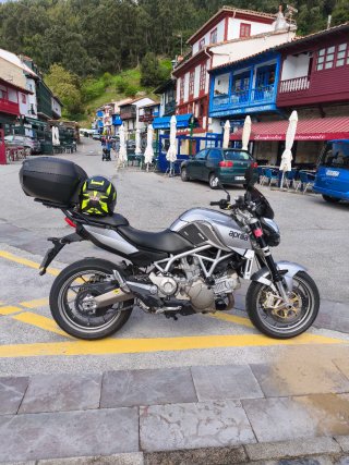 Aprilia Mana 850 Naked