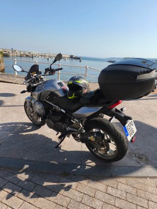 Aprilia Mana 850 Naked