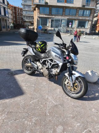 Aprilia Mana 850 Naked