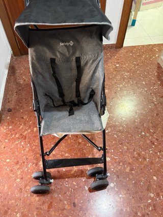 Silla de paseo Safety 1st ligera