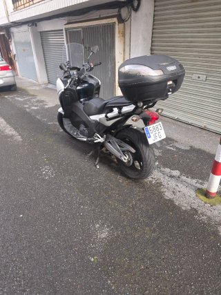 Honda Integra Blanca Maxi-Scooter