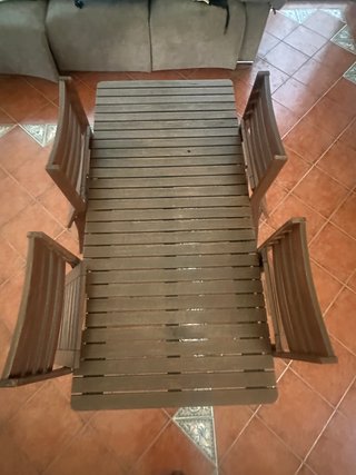 Mesa y 4 Sillas Plegables Madera
