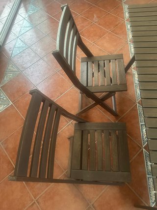 Mesa y 4 Sillas Plegables Madera