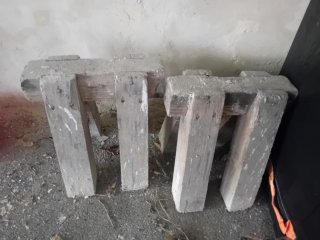 Supporti in legno grezzo