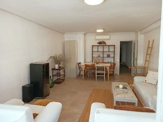 Piso en alquiler en Ensanche - Diputación en Alicante