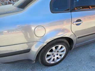 Volkswagen Passat Gris Plata
