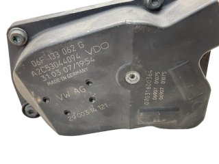 Caja Mariposa VW 06F133062G