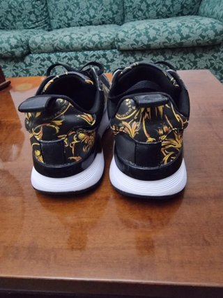 Scarpe Versace Jeans Couture usate