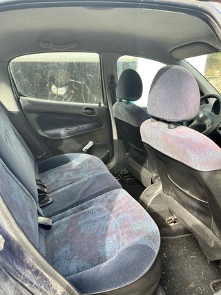Peugeot 206 2000