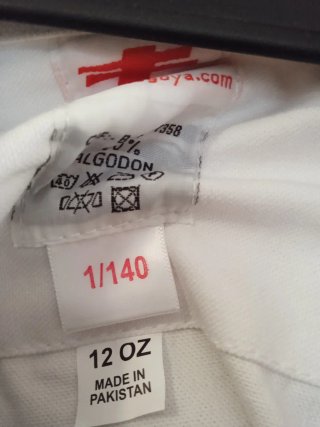 Kimono Judo/Karate Blanco y Amarillo