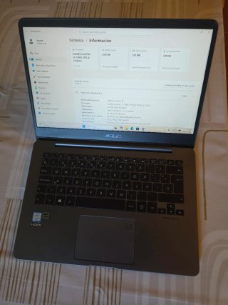 ASUS ZenBook UX430U 14 i5 8GB 256GB SSD