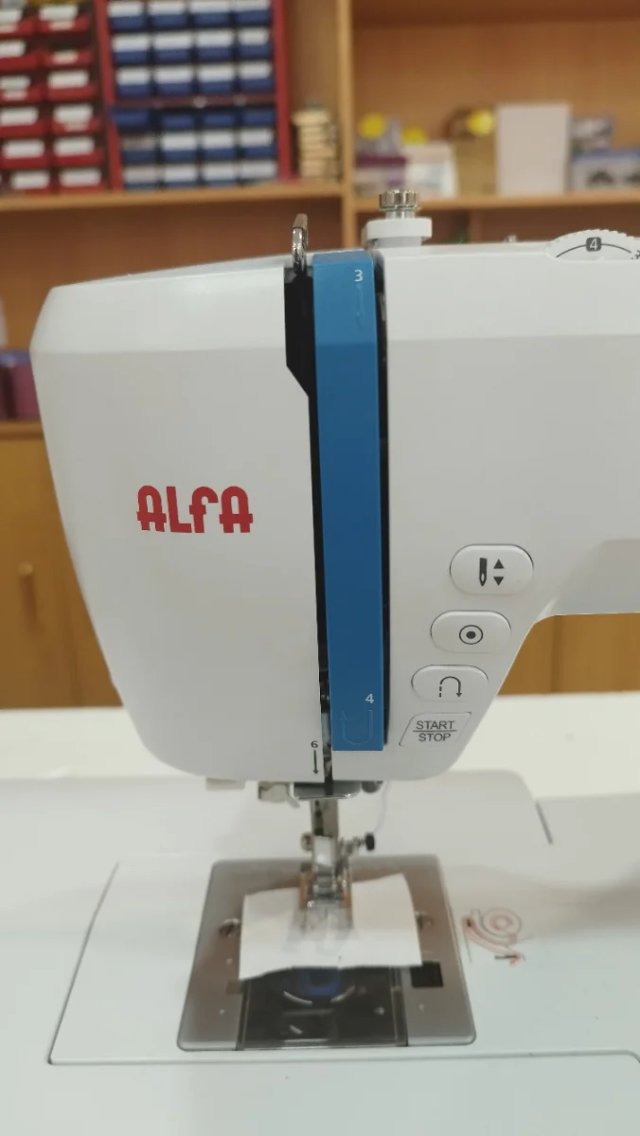 Máquina de coser Alfa Next 200 Electrónica