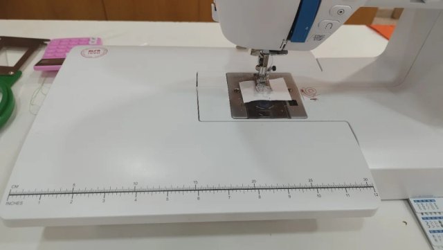 Máquina de coser Alfa Next 200 Electrónica