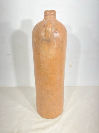 Antigua Botella de Gres Cilíndrica