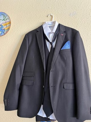 Traje de ocasión NÚÑEZ DE ARENAS + 2 corbatas