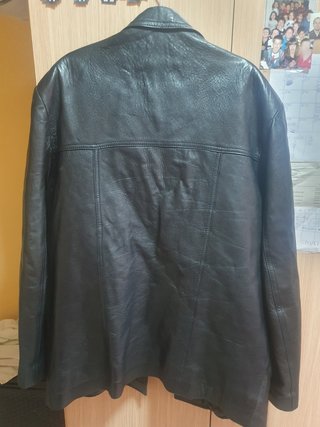 Chaqueta americana de piel negra